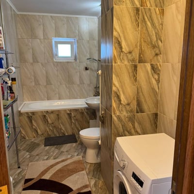 Rental of a spacious 4-room apartment, 108 m², Faleza Nord, Constanta, Romania